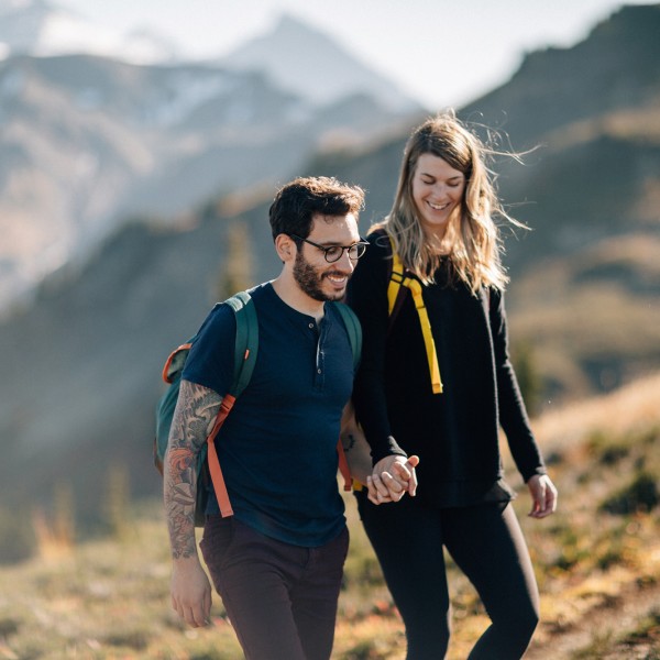 Vincent & Teah | North Cascades Adventure Session