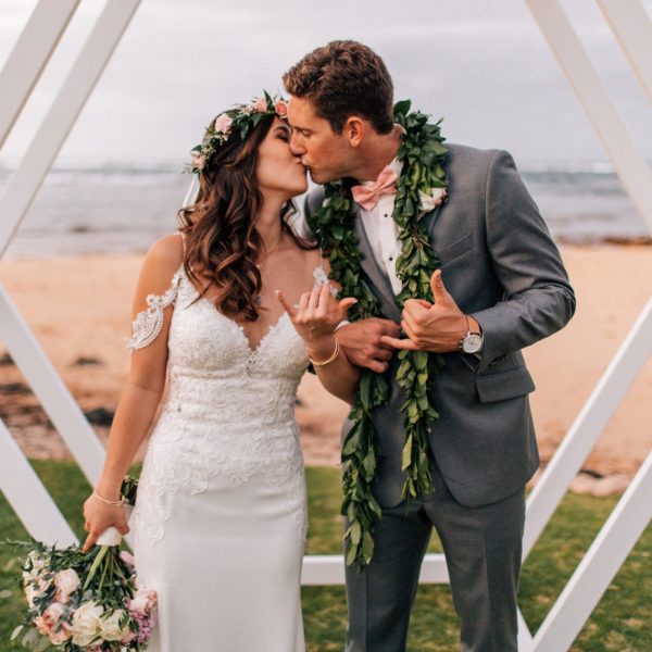 Michael & Shannan | Wedding | Oahu
